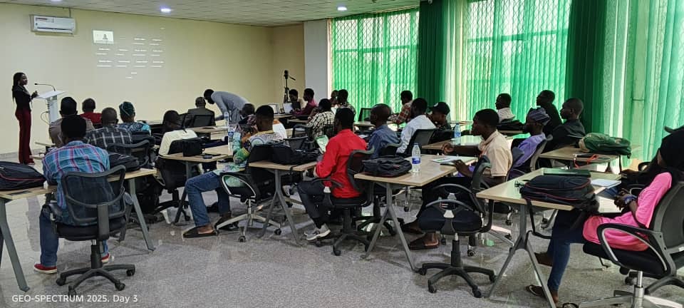 GEO-SPECTRUM 2025 — Photo 13